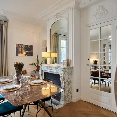 Wonderful Ac Terrace Madeleine Opera شقة باريس