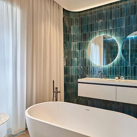 Wonderful Ac Terrace Madeleine Opera *