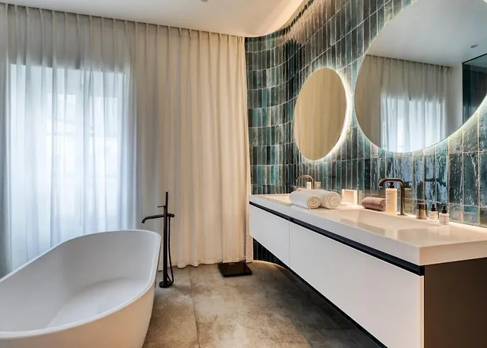 Wonderful Ac Terrace Madeleine Opera Appartement