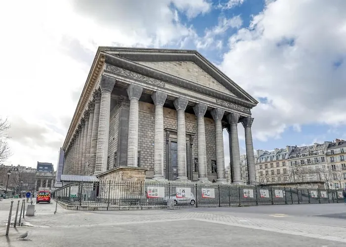 Wonderful Ac Terrace Madeleine Opera Appartement