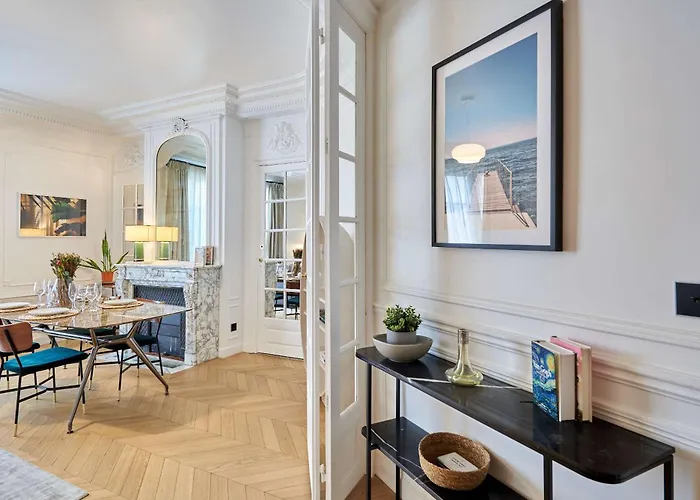 Wonderful Ac Terrace Madeleine Opera Paris