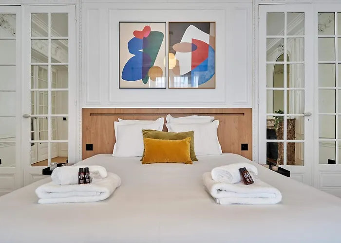 Wonderful Ac Terrace Madeleine Opera *